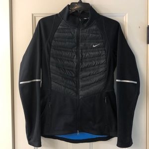Women’s Nike Aeroloft Running Jacket Medium